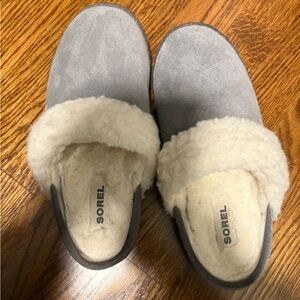 Sorel Gray and Cream Fur-Lined Slippers
